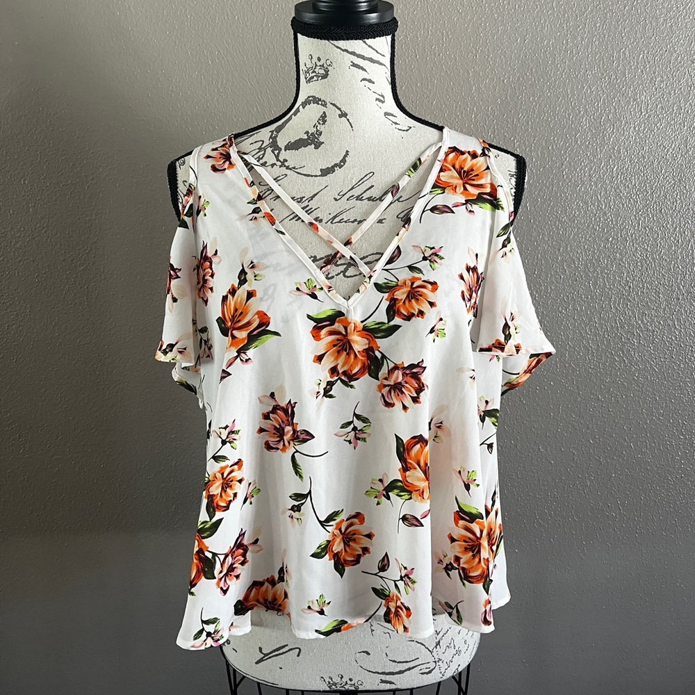 Fun spring top size small